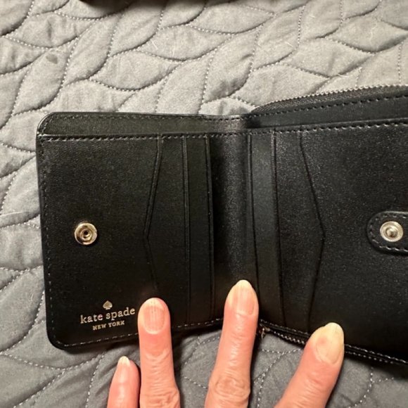 Kate Spade Staci DITSY BUDS Small Bifold Wallet - Picture 4 of 6
